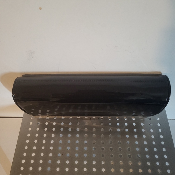 DANIER PATENT LEATHER BLUE CLUTCH - Picture 4 of 6